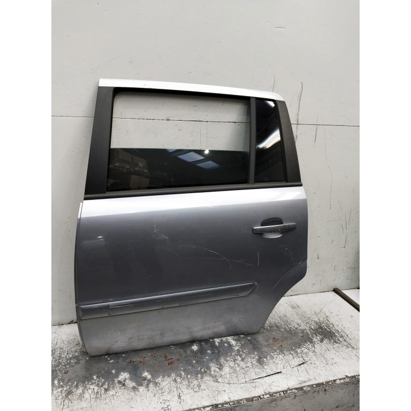 Recambio de puerta trasera izquierda para opel zafira b referencia OEM IAM  VER FOTOS 5P