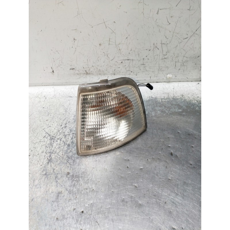 Recambio de piloto delantero izquierdo para audi 80 2.0 i referencia OEM IAM 8A0953049A 1305230916 