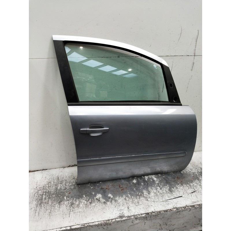 Recambio de puerta delantera derecha para opel zafira b referencia OEM IAM   5P