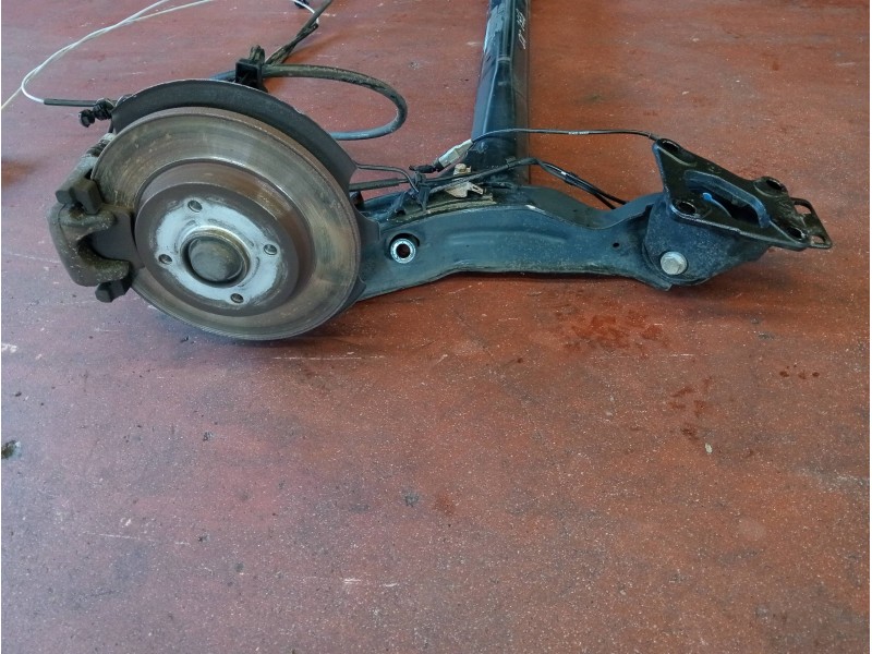 Recambio de puente trasero para peugeot partner kasten referencia OEM IAM   DISCO