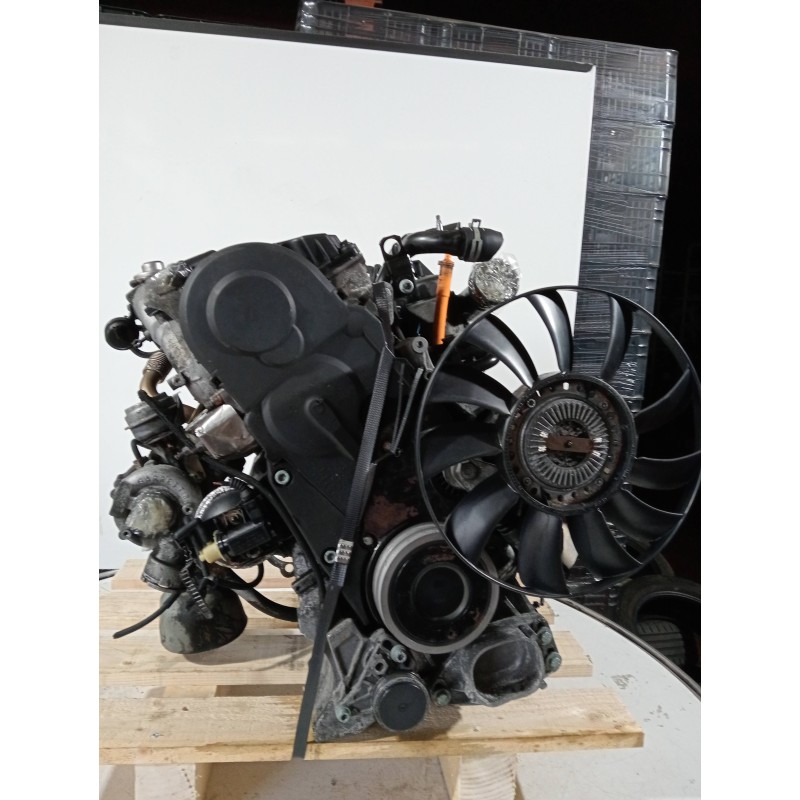 Recambio de motor completo para volkswagen passat berlina (3b3) referencia OEM IAM AVF 705700 