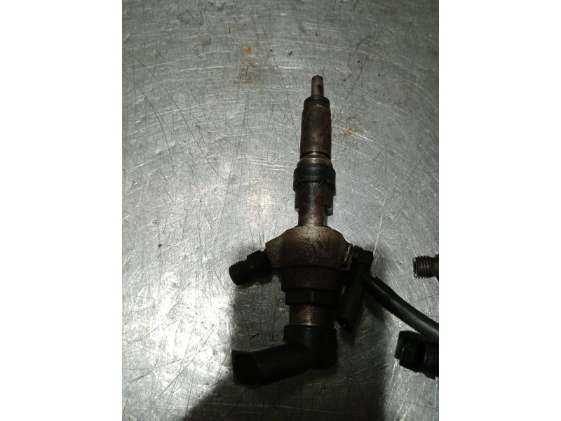 Recambio de inyector para ford fiesta (cbk) referencia OEM IAM 965530488  