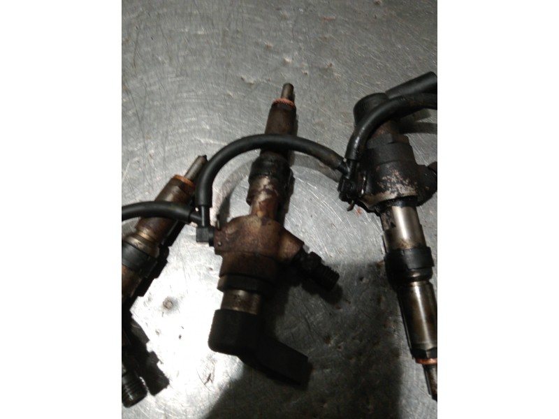 Recambio de inyector para ford fiesta (cbk) referencia OEM IAM 965530488  