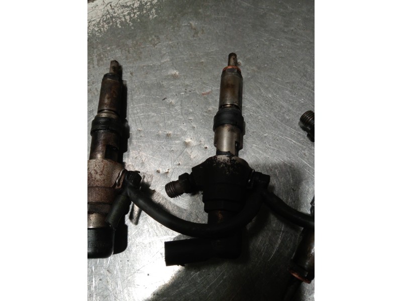 Recambio de inyector para ford fiesta (cbk) referencia OEM IAM 965530488  