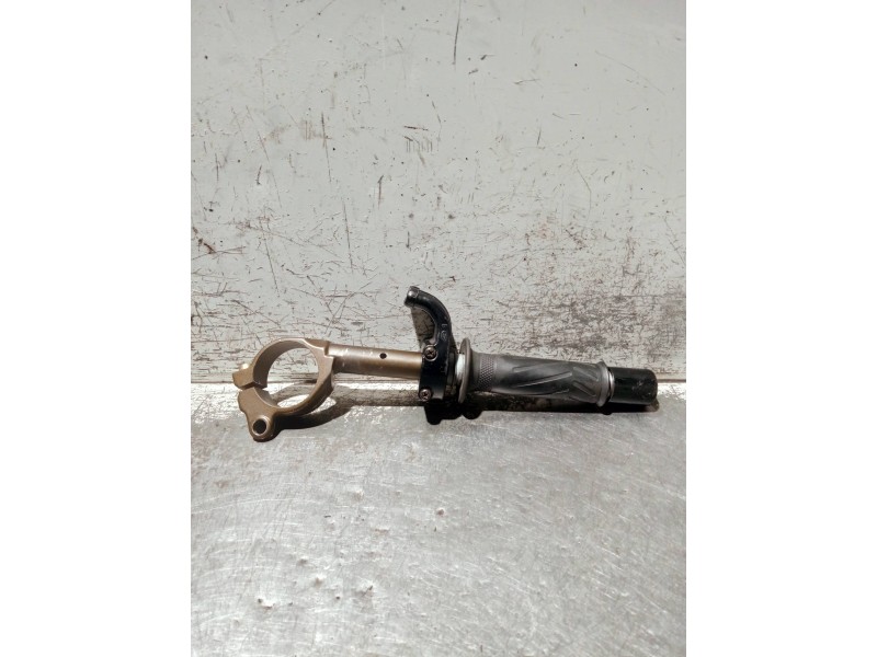 Recambio de manillar para kawasaki ninja zx-6 r/rr referencia OEM IAM   SUBMANILLAR DERECHO