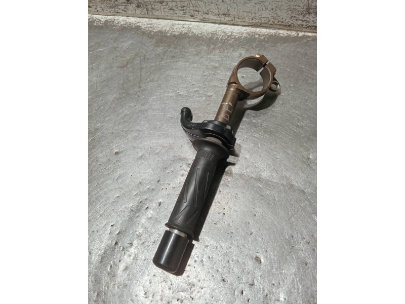 Recambio de manillar para kawasaki ninja zx-6 r/rr referencia OEM IAM   SUBMANILLAR DERECHO