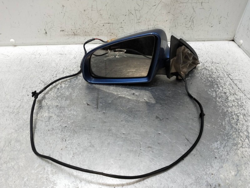 Recambio de retrovisor izquierdo para audi a4 avant (8e) referencia OEM IAM   ELÉCTRICO