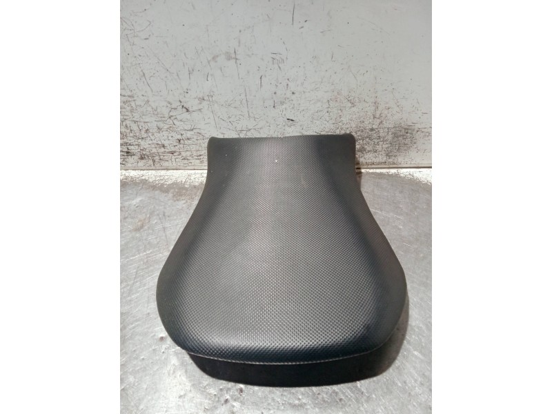 Recambio de asiento para kawasaki ninja zx-6 r/rr referencia OEM IAM 530660084  ASIENTO DELANTERO