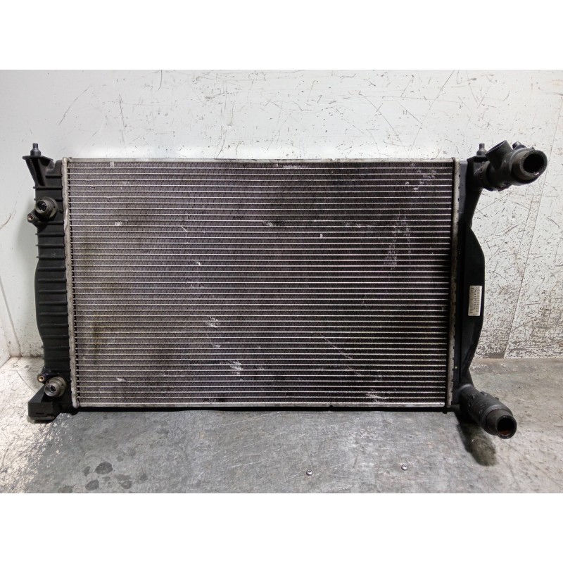 Recambio de radiador agua para audi a4 avant (8e) referencia OEM IAM 8E0121251L  