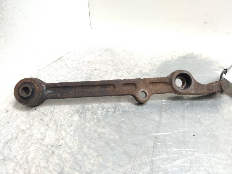 Recambio de brazo suspension superior delantero izquierdo para peugeot 505 berlina 1.8 referencia OEM IAM   