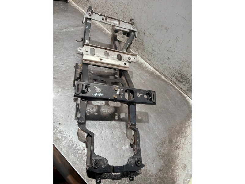 Recambio de puente delantero para kawasaki ninja zx-6 r/rr referencia OEM IAM   SUBCHASIS