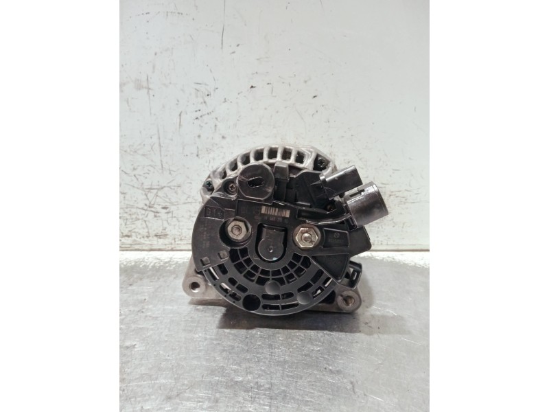 Recambio de alternador para peugeot 308 referencia OEM IAM 9646321880 0124525035 