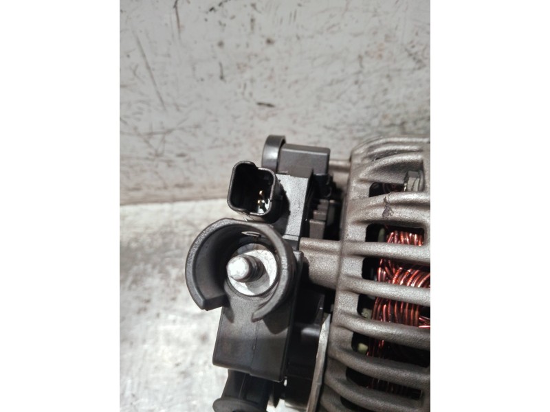 Recambio de alternador para peugeot 308 referencia OEM IAM 9646321880 0124525035 
