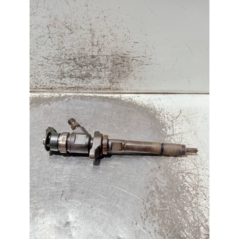 Recambio de inyector para peugeot 308 referencia OEM IAM 620026 0445110297 BOSCH