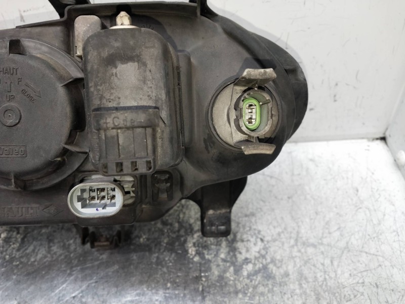 Recambio de faro derecho para renault megane i fase 2 gandtour (ka..) referencia OEM IAM 7700427870D  