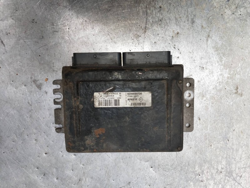 Recambio de centralita motor uce para renault megane i fase 2 gandtour (ka..) referencia OEM IAM 8200055730 7700110471 