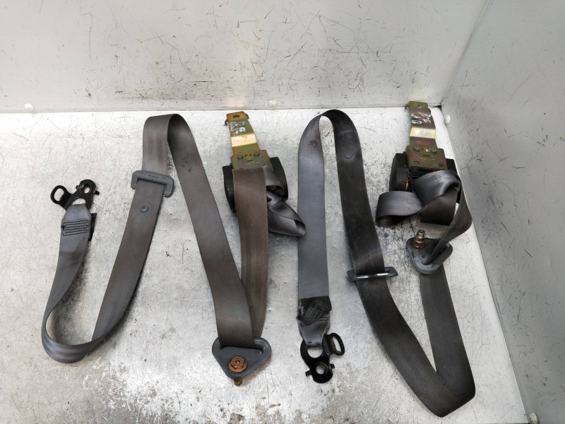 Recambio de juego cinturones delantero para renault megane i fase 2 gandtour (ka..) referencia OEM IAM   