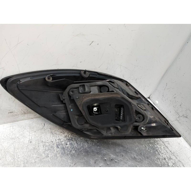 Recambio de piloto trasero derecho para opel astra gtc referencia OEM IAM 342691834  