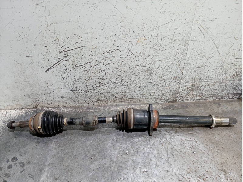 Recambio de transmision delantera derecha para toyota corolla verso (r1) 2.2 d-4d luna referencia OEM IAM 4341005320 EUJ104BP16 