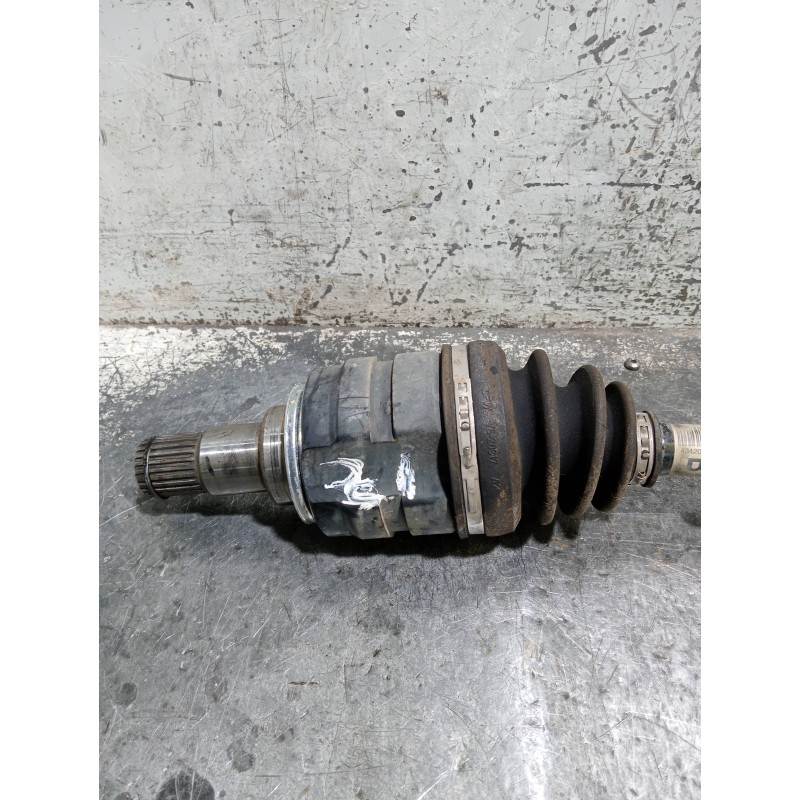 Recambio de transmision delantera izquierda para toyota corolla verso (r1) 2.2 d-4d luna referencia OEM IAM 4342005371 EUJ104BP1