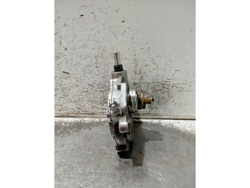 Recambio de depresor freno / bomba vacio para mercedes clase c (w203) berlina referencia OEM IAM A2712300965 200000044 