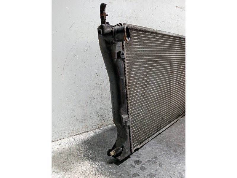 Recambio de radiador agua para toyota corolla verso (r1) 2.2 d-4d luna referencia OEM IAM MN4221333301  