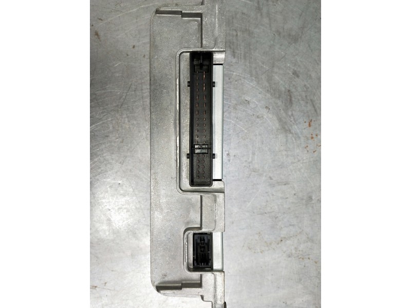 Recambio de modulo electronico para audi a5 coupe (8t) referencia OEM IAM 8T0035223K 720300300100 