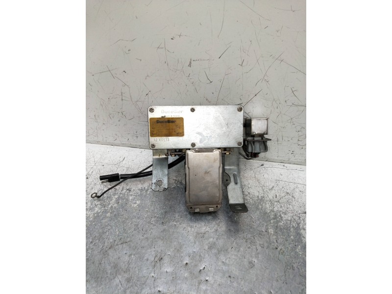 Recambio de motor limpia trasero para renault 14 gtl referencia OEM IAM   