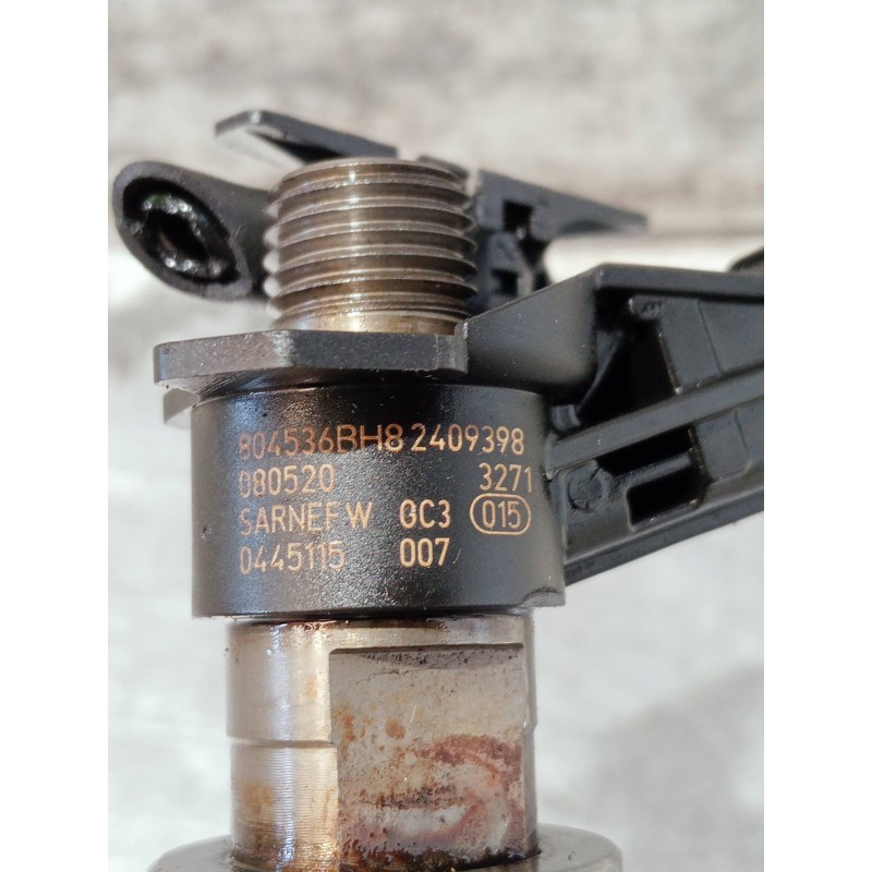 Recambio de inyector para nissan qashqai (j10) referencia OEM IAM 804536BH8 0445115007 2409398 / BOSCH