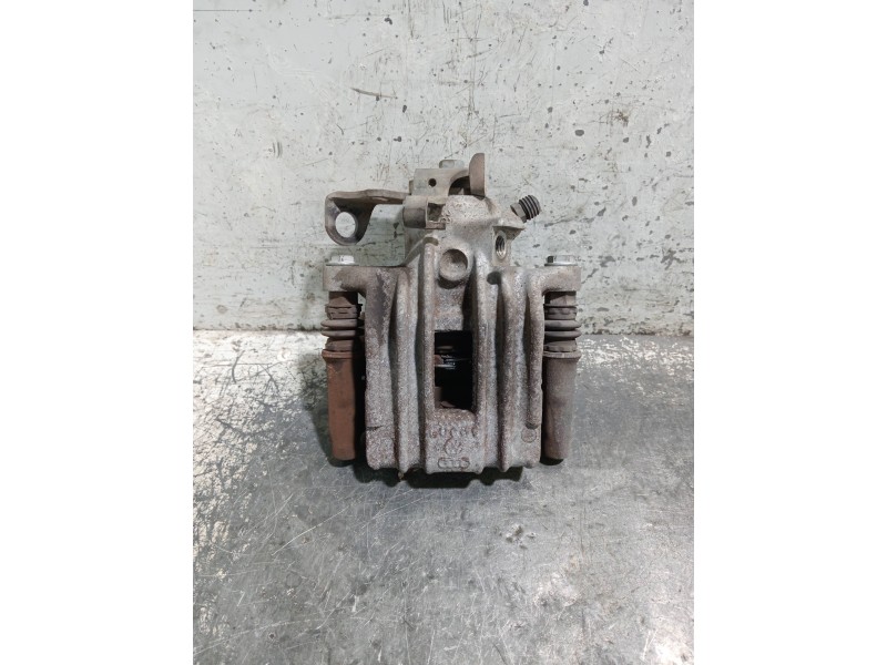 Recambio de pinza freno trasera derecha para seat leon (1m1) referencia OEM IAM   