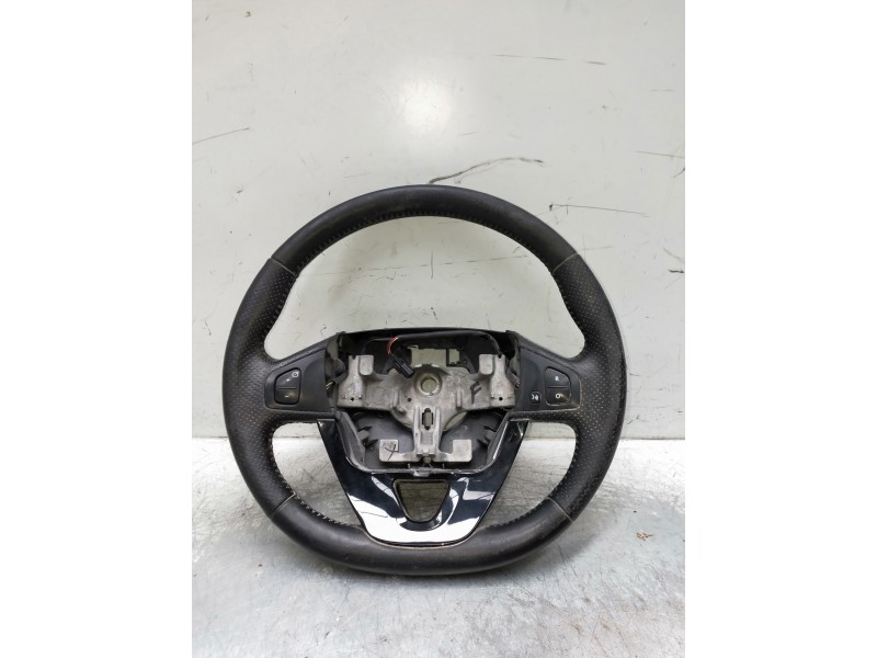 Recambio de volante para renault zoe referencia OEM IAM 484005406R  
