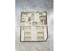 Recambio de caja reles / fusibles para renault zoe referencia OEM IAM 284B64259R 519561F08 3571661322