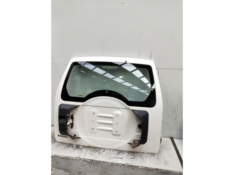 Recambio de porton trasero para mitsubishi montero (v80/v90) referencia OEM IAM   3P