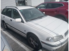 volvo v40 familiar del año 1999
