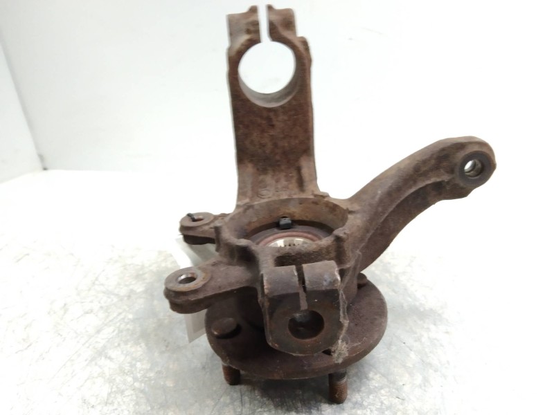 Recambio de mangueta delantera derecha para mazda 2 berlina (dy) 1.4 cat referencia OEM IAM   