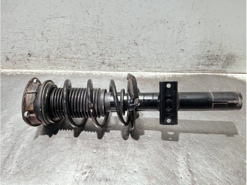Recambio de amortiguador delantero derecho para audi a1 sportback (gba) referencia OEM IAM 2Q0413031CC 824903016586 