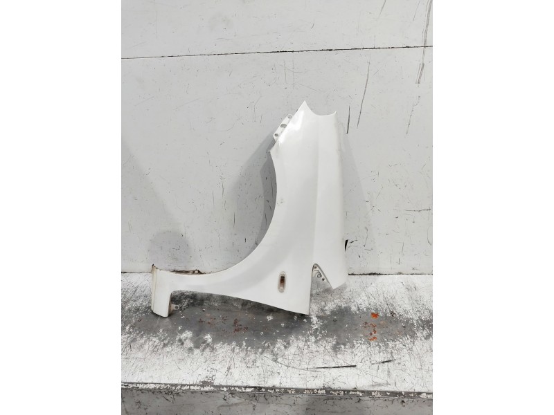 Recambio de aleta delantera izquierda para fiat punto (evo) (199) dynamic referencia OEM IAM   