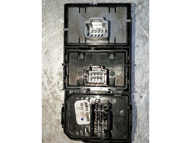 Recambio de mando multifuncion para dacia spring referencia OEM IAM 255704283R  