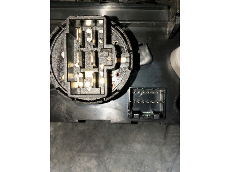 Recambio de mando calefaccion / aire acondicionado para dacia spring referencia OEM IAM 220207A WQT100D050 