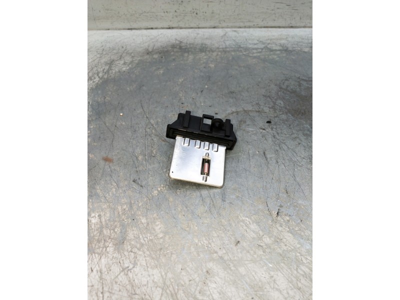 Recambio de caja precalentamiento para dacia spring referencia OEM IAM 271502FKOA  