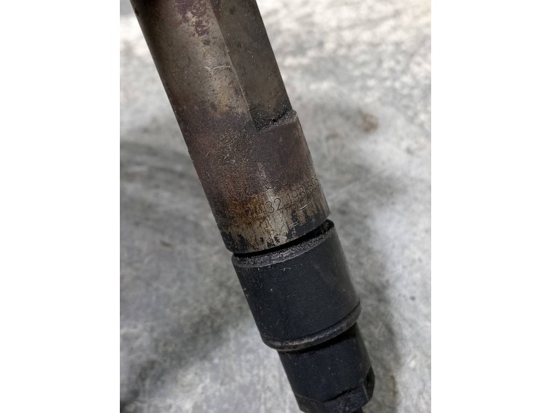 Recambio de inyector para seat leon (1m1) referencia OEM IAM 0432193595 038130202A BOSCH