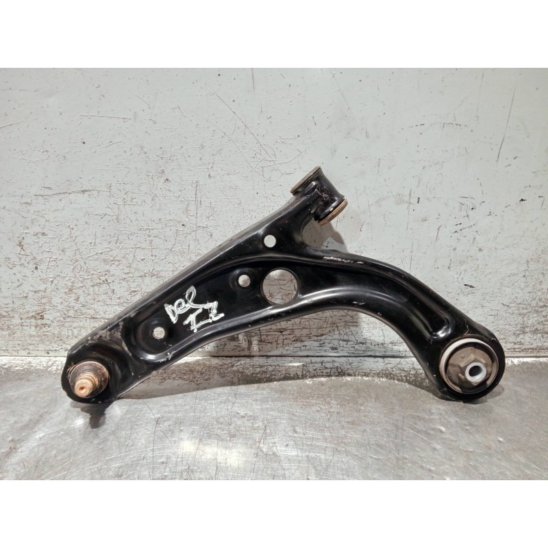Recambio de brazo suspension inferior delantero izquierdo para fiat 500 312 1.0 hybrid referencia OEM IAM 00520139620  