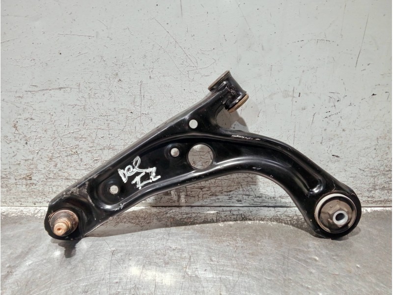 Recambio de brazo suspension inferior delantero izquierdo para fiat 500 312 1.0 hybrid referencia OEM IAM 00520139620  