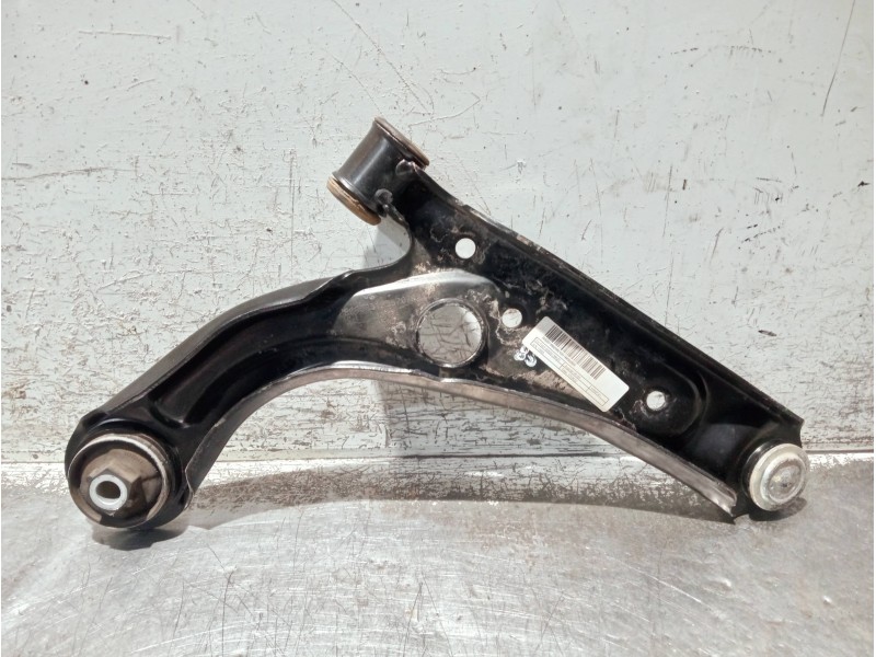 Recambio de brazo suspension inferior delantero izquierdo para fiat 500 312 1.0 hybrid referencia OEM IAM 00520139620  