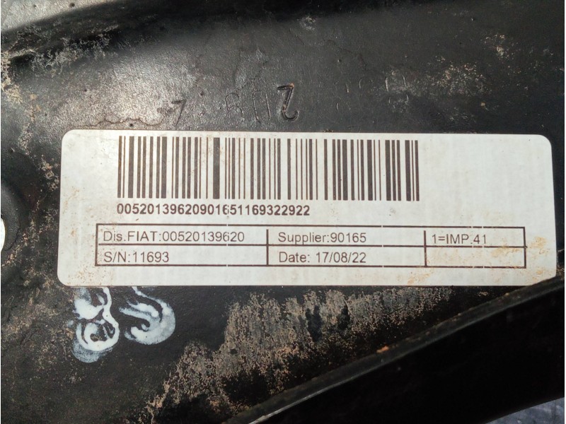 Recambio de brazo suspension inferior delantero izquierdo para fiat 500 312 1.0 hybrid referencia OEM IAM 00520139620  