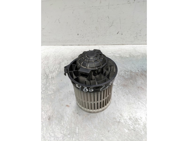 Recambio de motor calefaccion para dacia spring referencia OEM IAM 220214A0940 WQT100060 