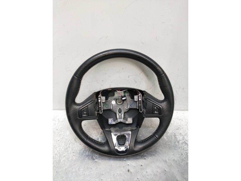 Recambio de volante para renault megane iii berlina 5 p referencia OEM IAM 484000221R  