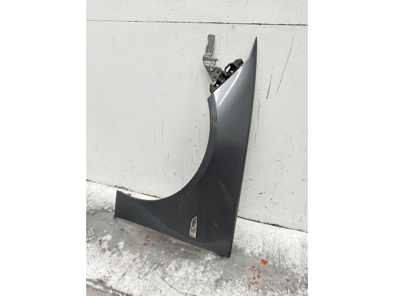 Recambio de aleta delantera izquierda para opel insignia sports tourer referencia OEM IAM   