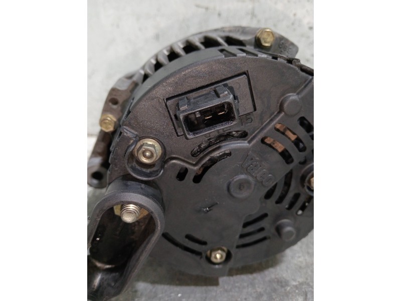 Recambio de alternador para bmw serie 3 berlina (e36) referencia OEM IAM 2541770A  VALEO