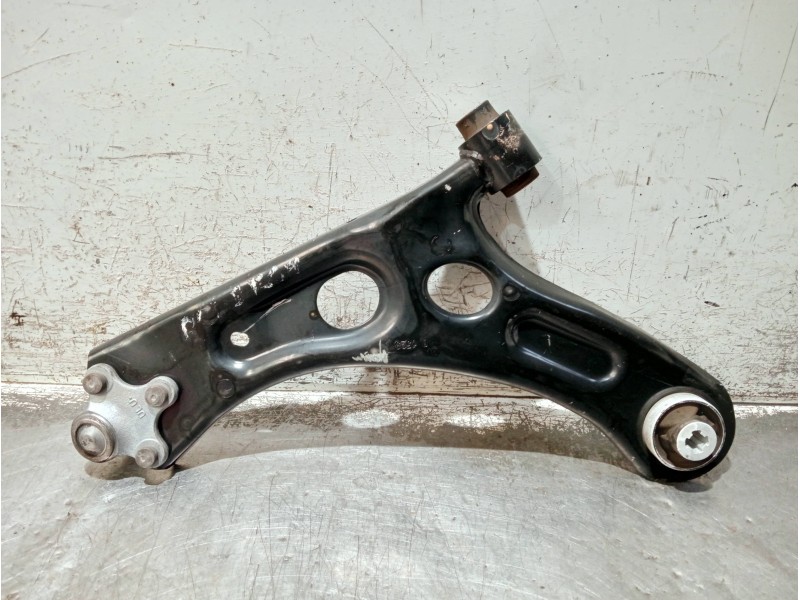 Recambio de brazo suspension inferior delantero derecho para peugeot 208 (p2) referencia OEM IAM   